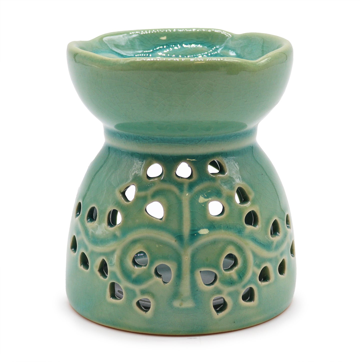 Carefully sourced by The Original Candle Company and featuring a classic tree of life design with a highly decorative glaze in blue, this oil burner and wax warmer will make an attractive decoration in any room.