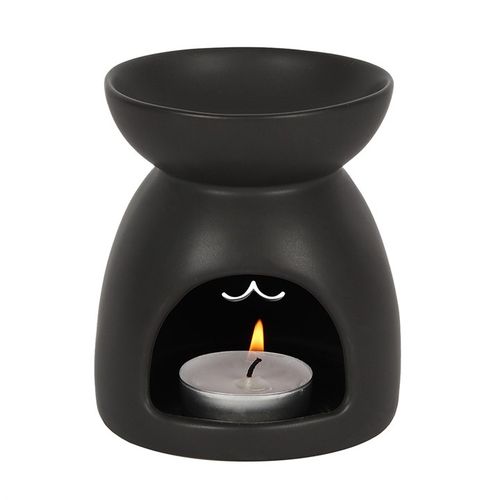 Carefully selected by The Original Candle Company, this matte black cat insipred oil burner and wax warmer will make the perfect gift for cat lovers as well as be a fantastic piece for halloween decor.