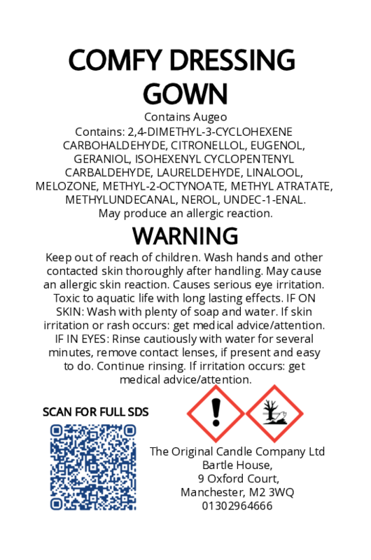 The Original Candle Company’s CLP label for Comfy Dressing Gown hand-blended mist and car fragrance diffuser, formulated with Augeo, displaying essential safety and regulatory information in compliance with UK fragrance standards.