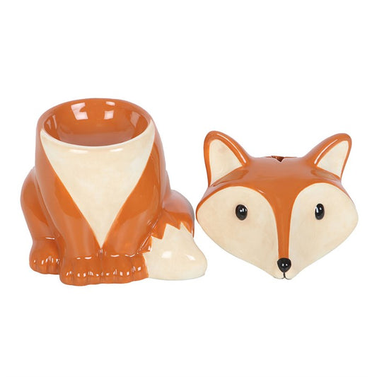 With its removable head to reveal the oil or wax well. this stunning brown and cream fox shaped oil burner is perfect for all things furry lovers. Specially selected by The Original Candle Company for its unique design this oil burner is sure to delight.