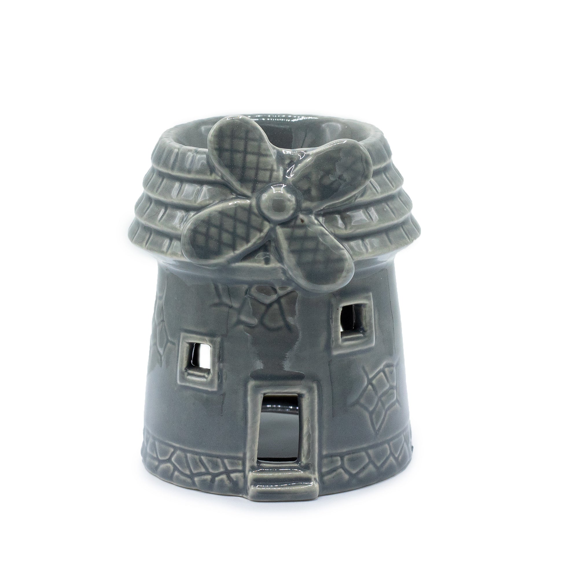 Carefully sourced by The Original Candle Company and featuring a round windmill in a grey glaze, this oil burner and wax warmer will make an attractive decoration in any room.