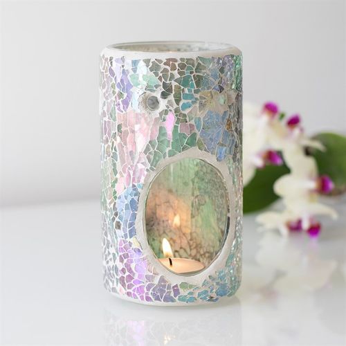 Designed to be a show piece and carefully chosen by The Original Candle Company this crackle glass oil burner and wax warmer will add a touch of style to any room.