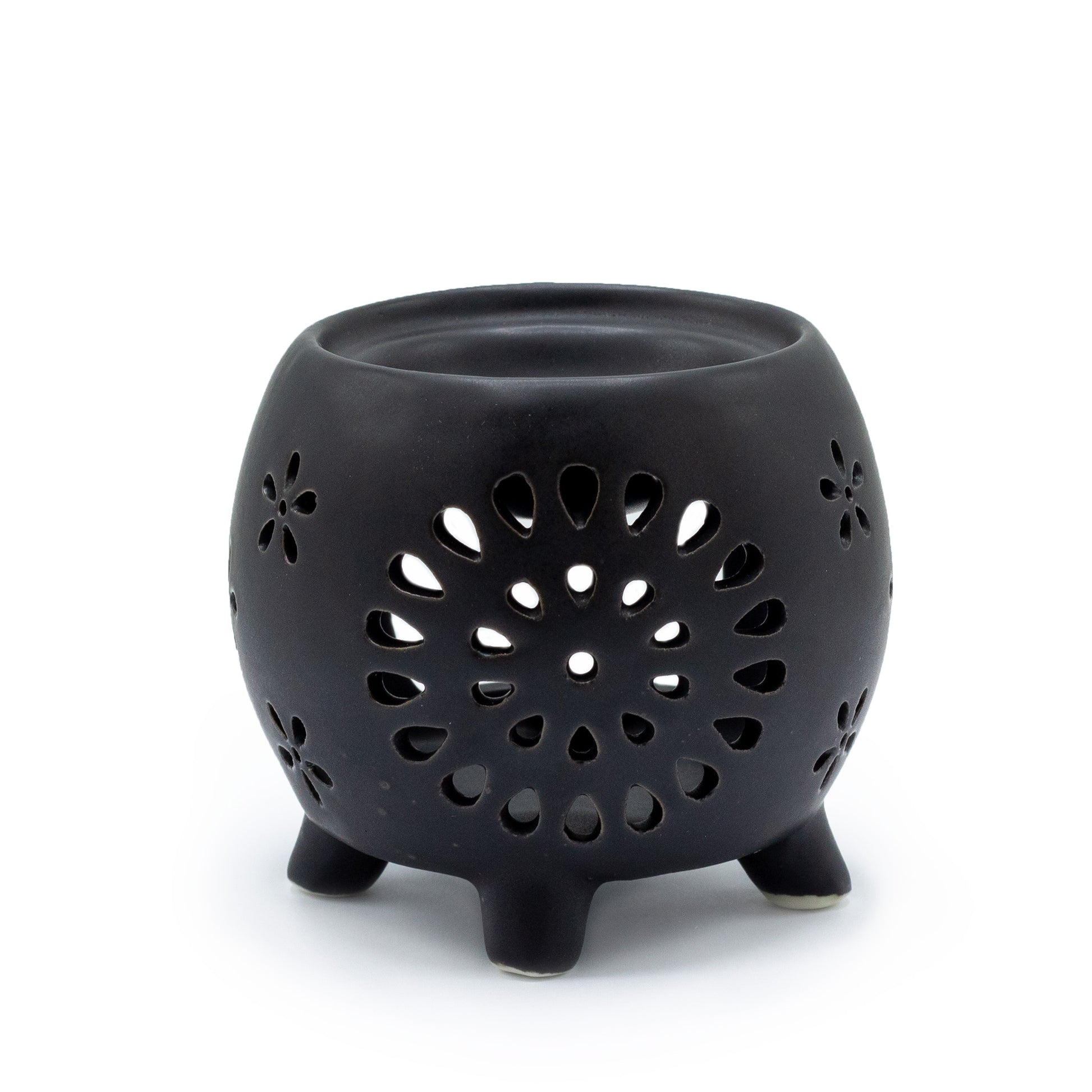Carefully sourced by The Original Candle Company and featuring a squat pot style with flower purst pattern in matt black, this oil burner and wax warmer will make an attractive decoration in any room.