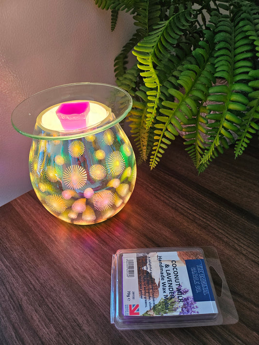 COCONUT MILK & LAVENDER Wax Melts from The Original Candle Co., blending smooth coconut milk with calming lavender for a soothing, creamy floral scent. A handcrafted wax melt designed for relaxation and tranquillity.